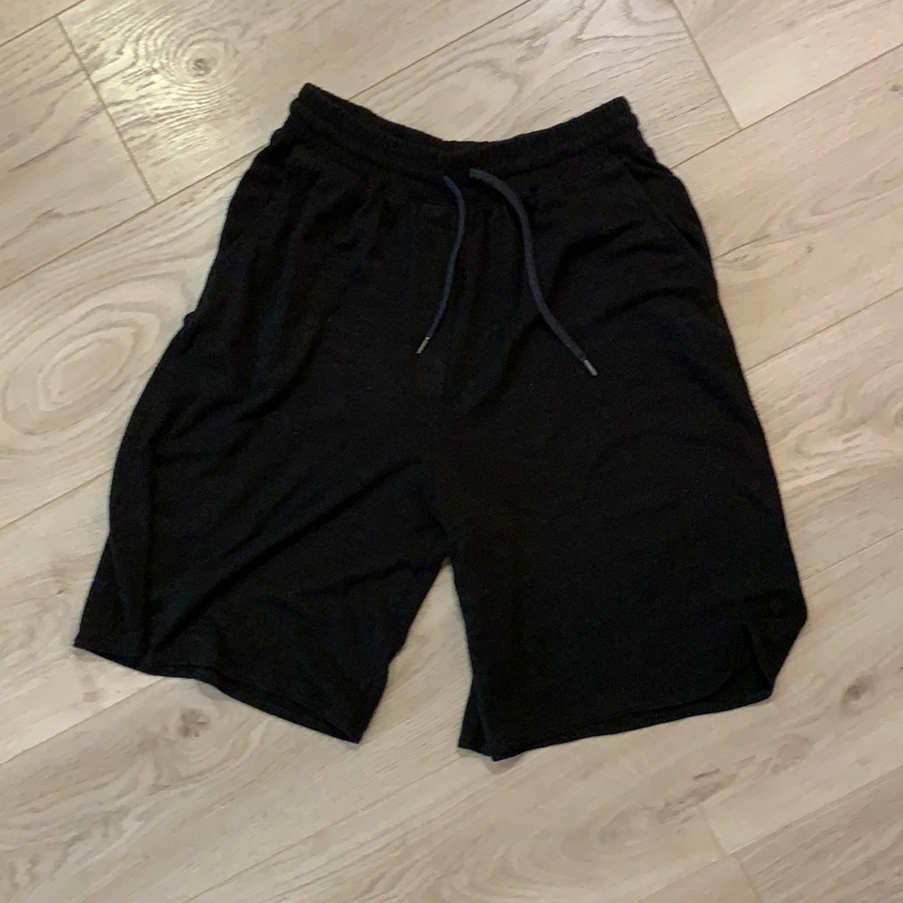 Aritzia Wilfred Free Jersey Knit Shorts Sz M